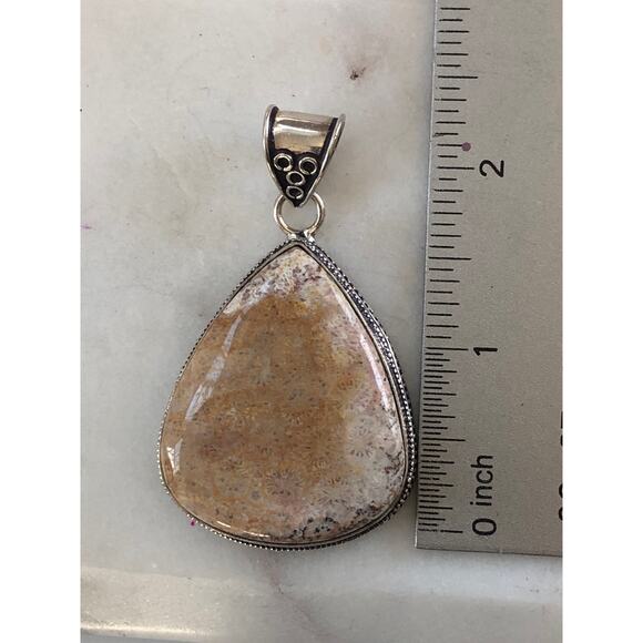 925 Sterling Fossil Large Coral Teardrop Pendant - Picture 6 of 6